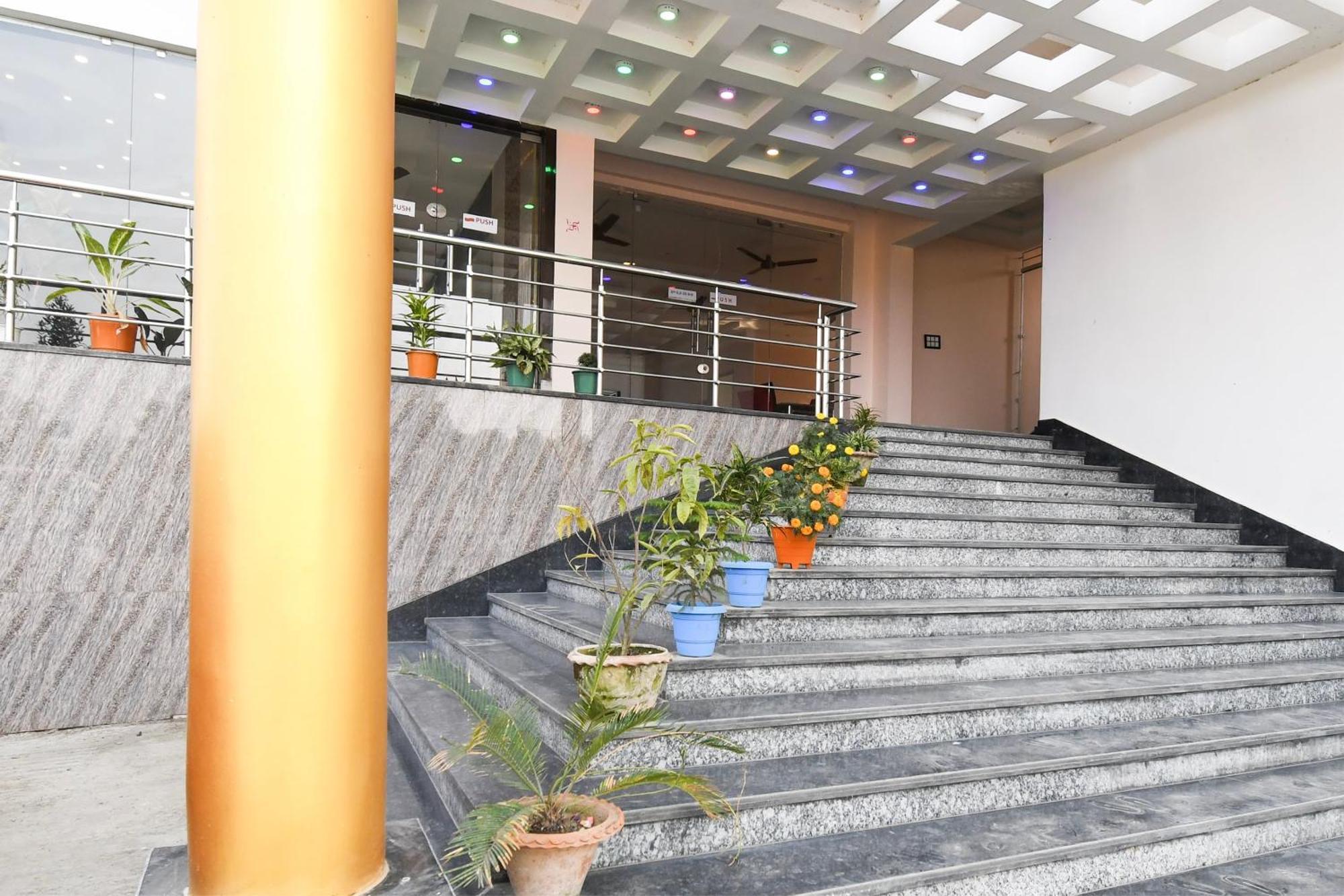Hotel O Nilmadhab International טארפית מראה חיצוני תמונה