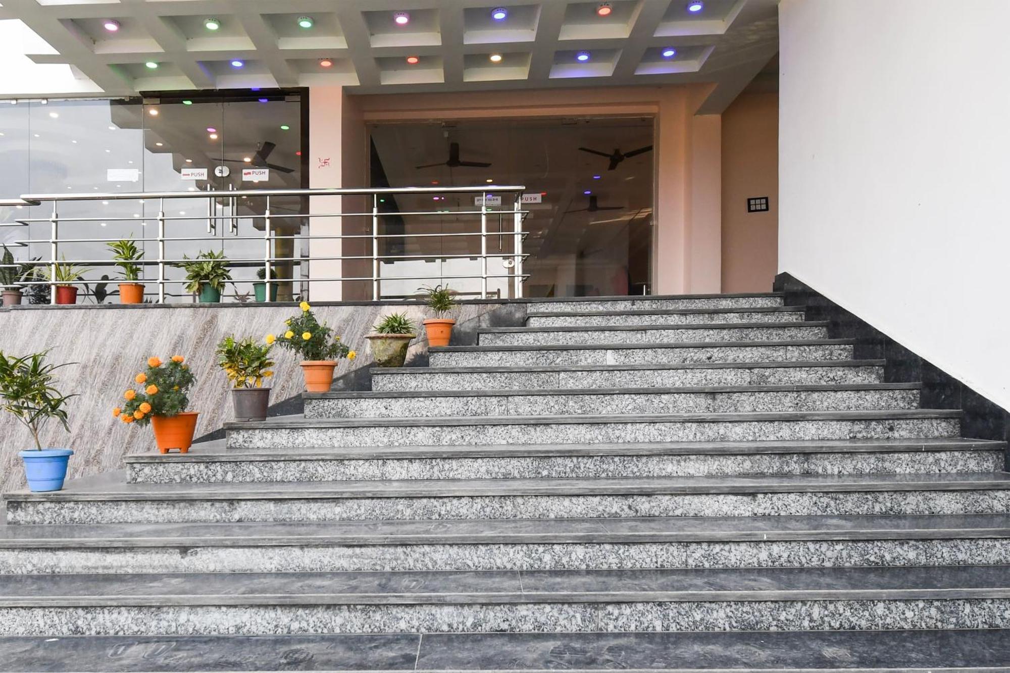 Hotel O Nilmadhab International טארפית מראה חיצוני תמונה